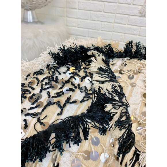 Vintage Berber Handira Pouf: Moroccan Floor Pillow with Sequins 03YL0436 - Picture 6 of 10